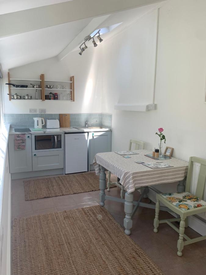 Puffin. Comfortable Annexe Central Falmouth Exteriör bild